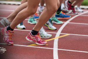 Come correre correttamente secondo la fisica: guida pratica per sportivi e curiosi