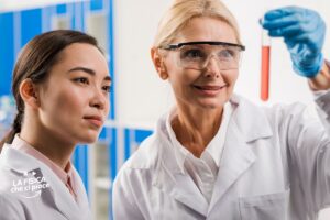 Gli scienziati hanno rilevato un effetto mai visto prima: così le vibrazioni mostrano anche la più piccola molecola