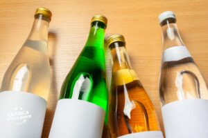 Questo è il metodo più veloce per svuotare una bottiglia: di addio alle tue certezze