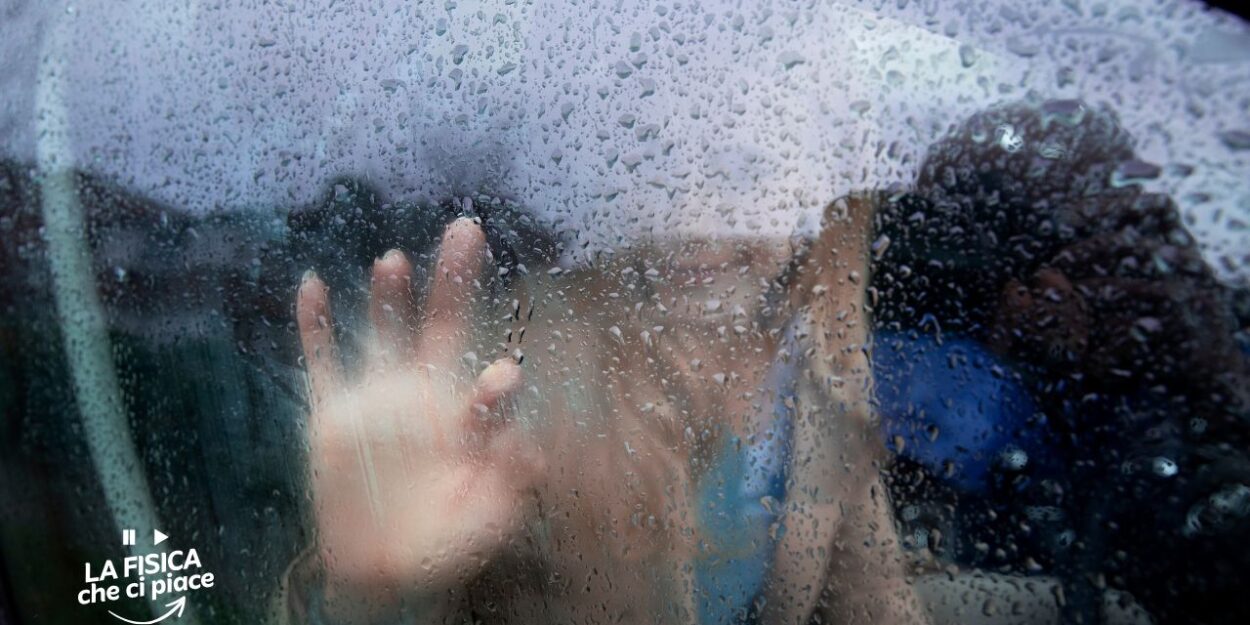 Vetri appannati, ogni volta che sali in macchina ti metti le mani nei capelli: velocizza lo spannamento con questo metodo