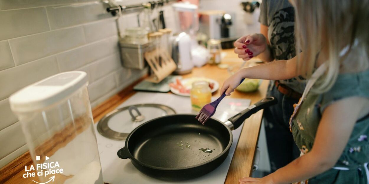 Il cibo che si attacca alla padella, che fastidio: ma stai sicuramente sbagliando una cosa banalissima