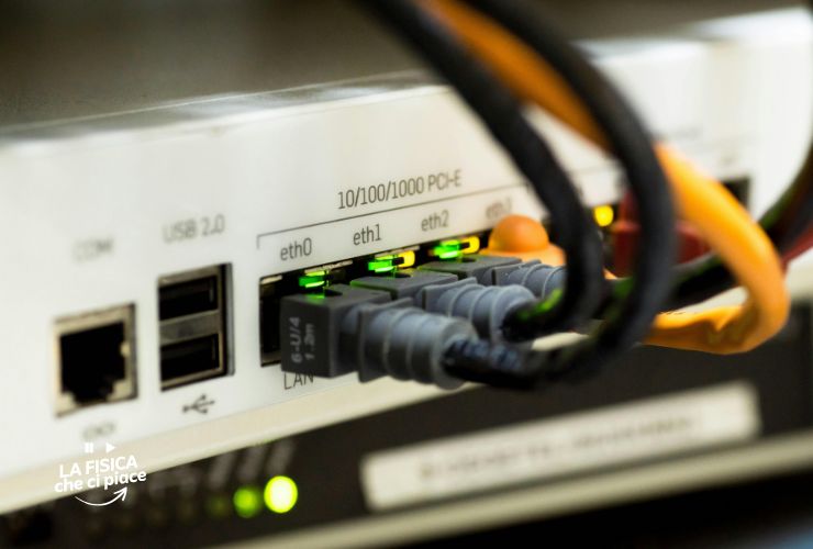 connessione-internet-fibra-ottica-fisica-che-ci-piace