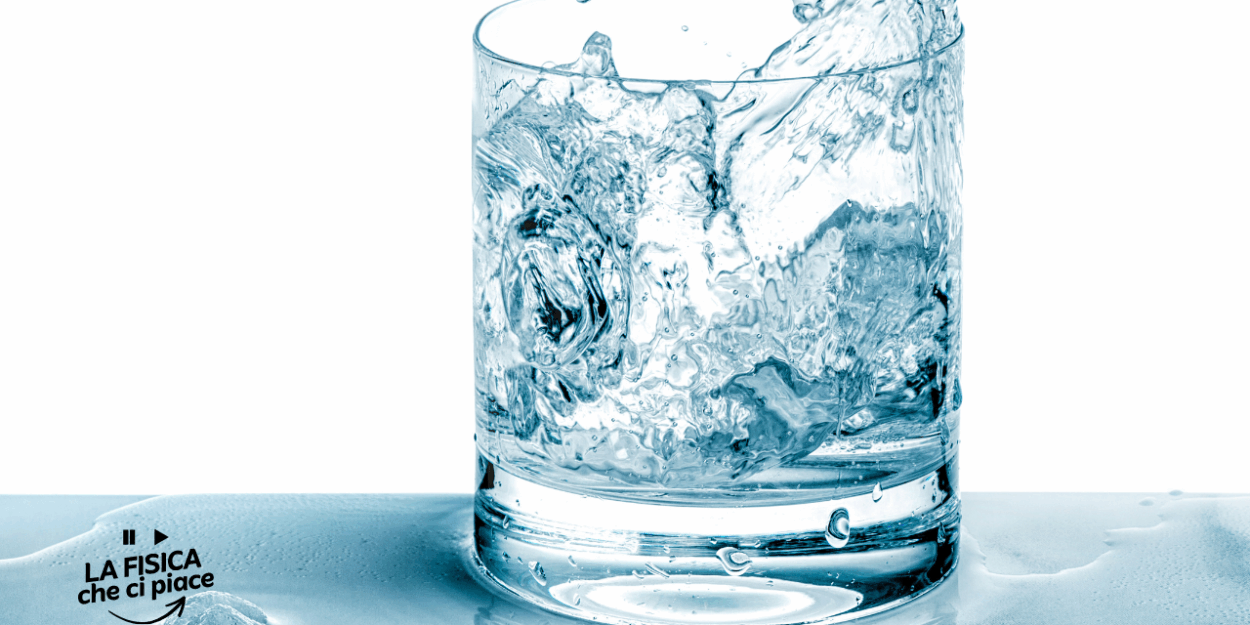 Basta mettere un freccia dietro a un bicchiere d'acqua per farla ribaltare: l'esperimento da fare a cena lascerà i tuoi ospiti senza parole