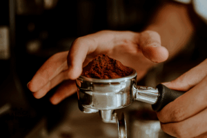 Montagnetta sì o no? La moka perfetta si fa così, il caffè viene buonissimo