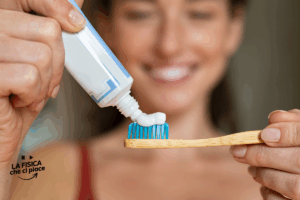 Non riesco mai a finire il dentifricio: evita gli sprechi con questa tecnica che ci insegna la fisica