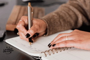 Prendere appunti, è questo il modo migliore di farlo: non importa essere creativi o scrivere bene